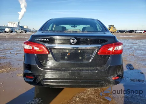 2019 Nissan Sentra S z USA, uszkodzony, nr VIN 3N1AB7AP8KY218444